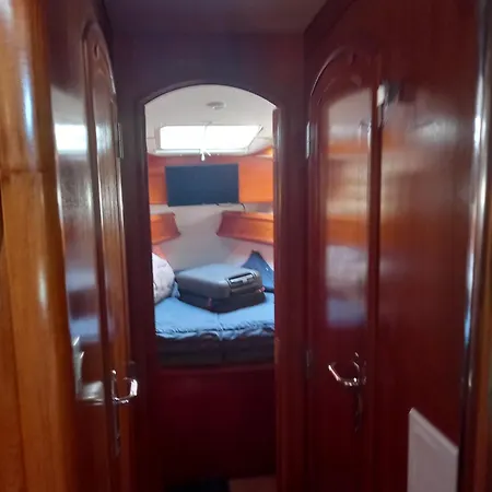 Voilier Sun Odyssey 42 *