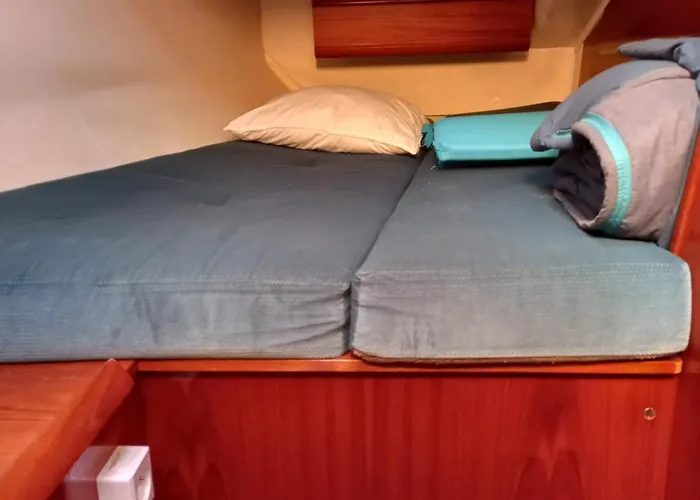 Úszó hotel Voilier Sun Odyssey 42 *